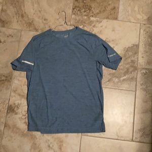 Men’s Old Navy Breath On Tee Size Small
